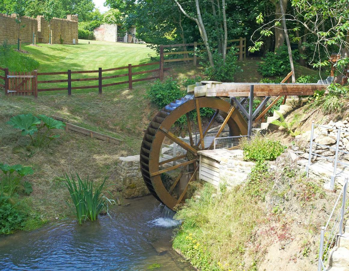Hewletts Mill Pension Castle Cary Buitenkant foto